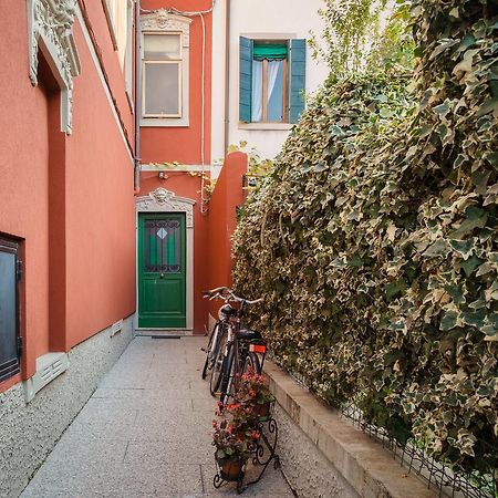 Villa Noto Lagoon Flat Венеция-Лидо Экстерьер фото